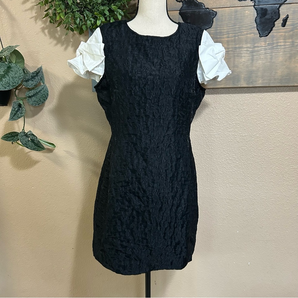 NWOT Sister Jane Paddock Black and White Bow Sleeve Mini Dress - Picture 2 of 10